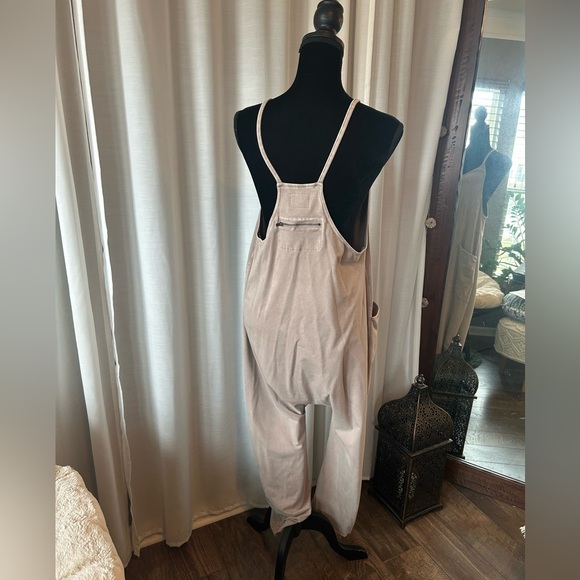 FP Movement Hot Shot Onesie- Size Small - Picture 3 of 7